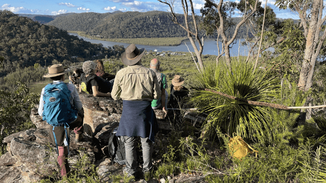 Guided history tour along the Hawkesbury River