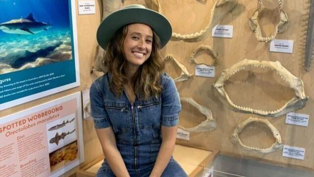 teigan nash poses in marine discovery centre