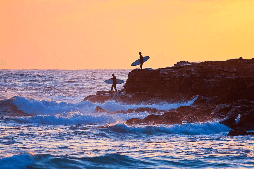Things to do Avoca Beach Sunrise by @mattlauderphoto