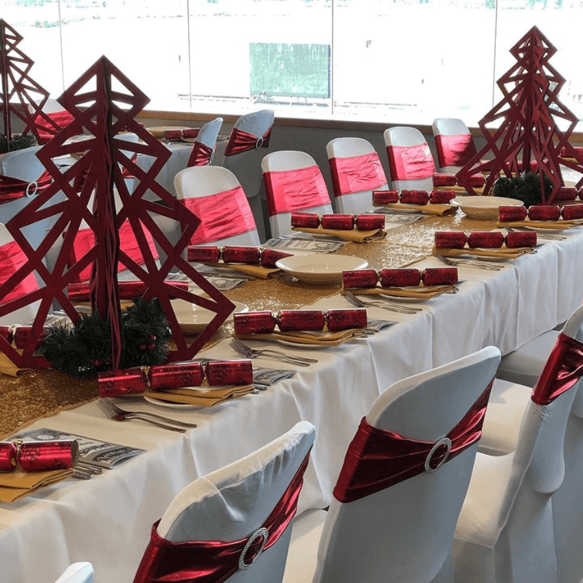christmas party tablescape in red