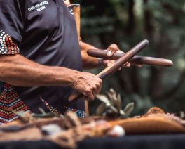 Aboriginal experience with artefacts photo credit Nathan Lowe Photography