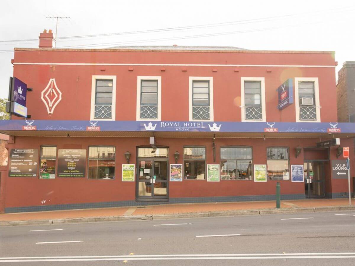 Royal Hotel Wyong Stay Love Central Coast